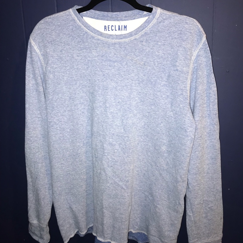 Buckle long sleeve tee